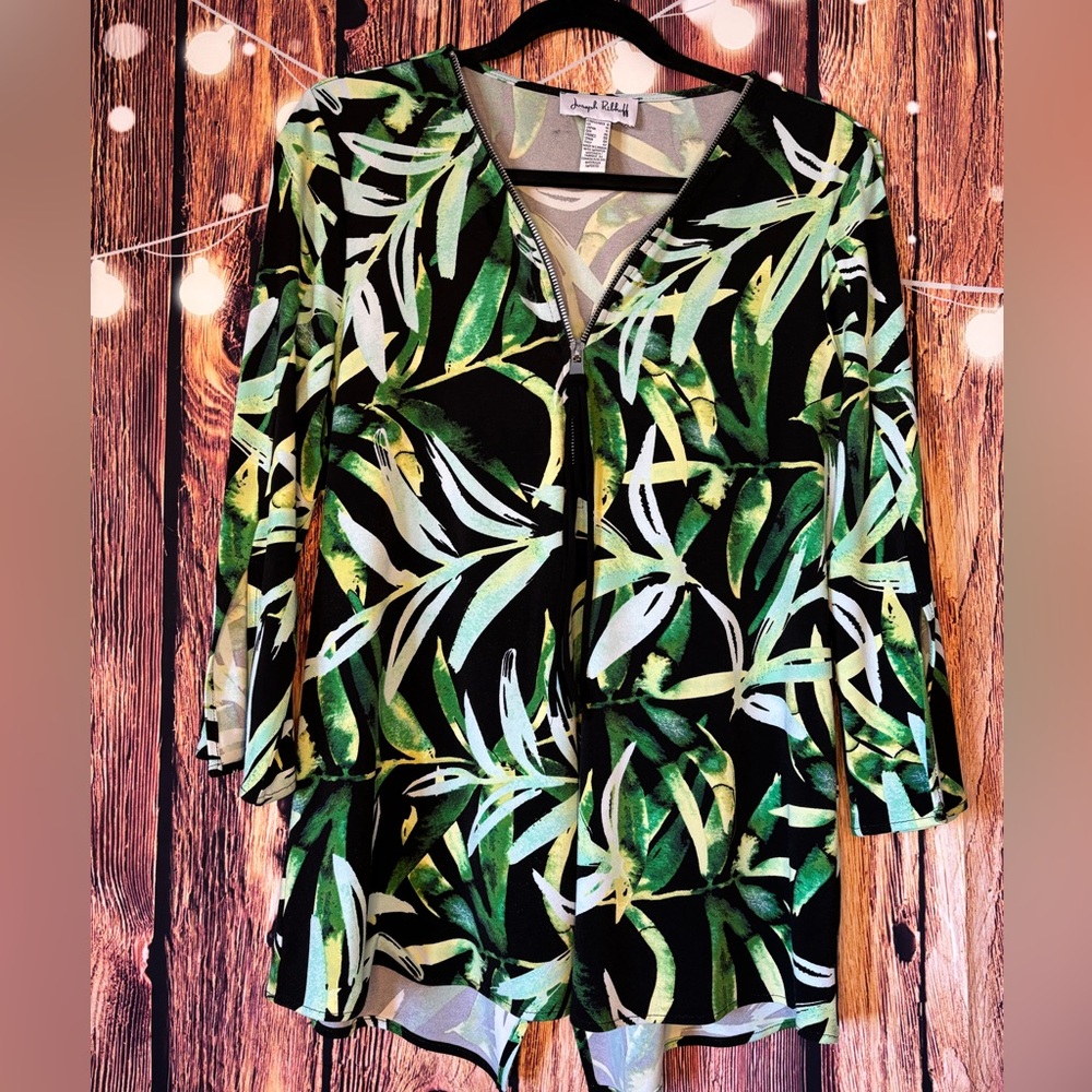Joseph Ribkoff Tropical Leaf Print Top